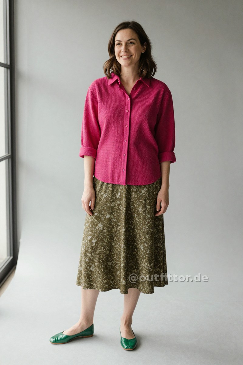 Magenta shirt with waffle pattern, olive long skirts with marbled pattern and green synthetic patent ballet flats — Outfit #462
